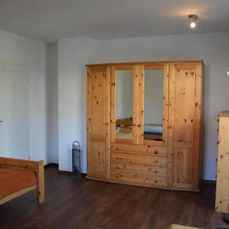 Gästehaus Mit Privatzimmer In
