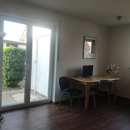 Privatunterkunft Gästehaus Mit Privatzimmer In