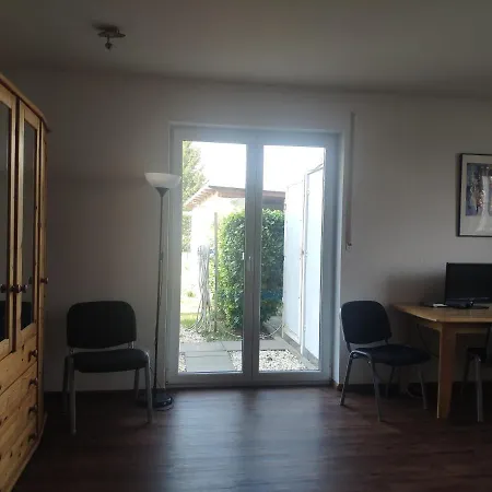 Gästehaus Mit Privatzimmer In Privatunterkunft