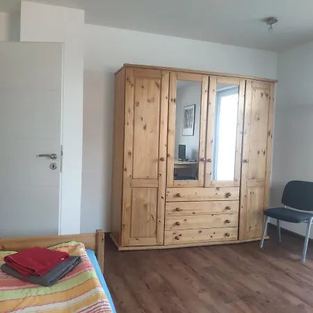 Gästehaus Mit Privatzimmer In Privatunterkunft
