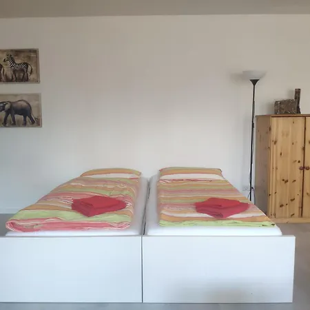 Gästehaus Mit Privatzimmer In
