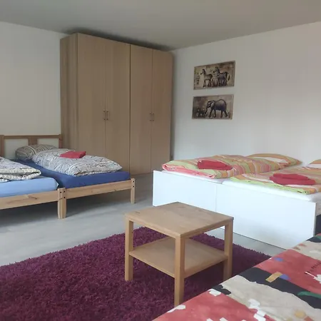 Gästehaus Mit Privatzimmer In