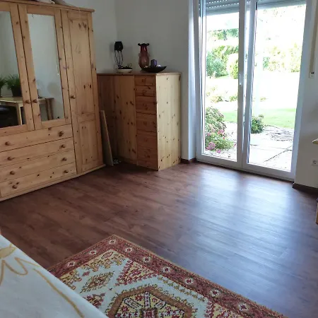 Gästehaus Mit Privatzimmer In Privatunterkunft