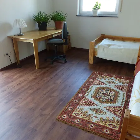 Gästehaus Mit Privatzimmer In